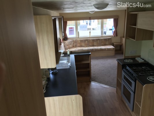 Statics4u.com: Silver Plus Caravan For Hire - Xantus Grange 33