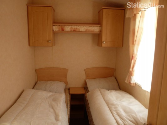 Pet Friendly Caravan Hire | Statics4u